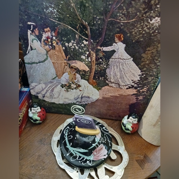 🍪PARIS Whimsical Ceramic Cookie Parisian Motif Canister,The Perfect Gift.🎁 - Picture 15 of 16